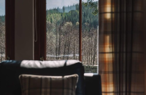 Fort William House | Discover Inverskilavulin Estate - Maclean House Awaits