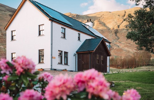Fort William House | Discover Inverskilavulin Estate - Maclean House Awaits