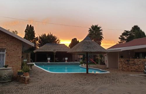 Vanderbijlpark House | Inviting Guest House: Family-Friendly Self Catering Retreat