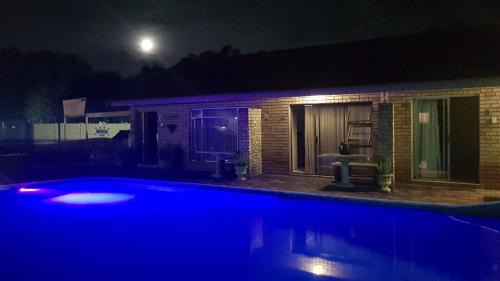 Vanderbijlpark House | Inviting Guest House: Family-Friendly Self Catering Retreat