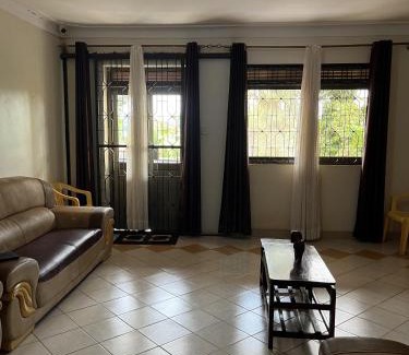 Entebbe House | Family-Friendly 3-Bed House in Akright City Jennifers