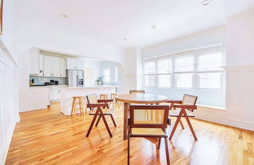 Downtown Los Angeles House | Inviting 3br Home with Porch & Greenery