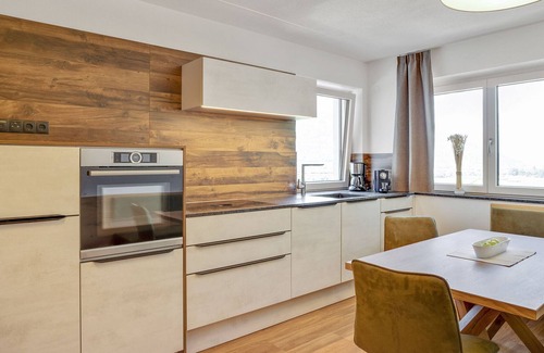 Helfenstein Apartment | Cozy Apartment in Hart im Zillertal with Sauna & Pet Friendly