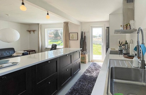 Halleviksstrand House | Inviting cottage for a nice vacation near the sea.