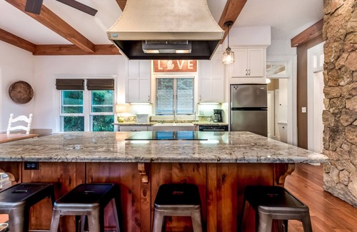 Fennville Other | Cozy Family Farmhouse Near Beaches with Ocean Views