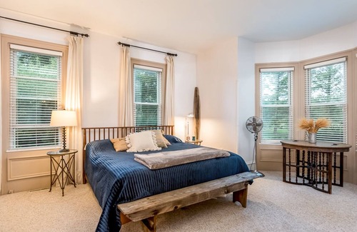 Fennville Other | Cozy Family Farmhouse Near Beaches with Ocean Views