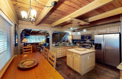 Bijou Park Acres House | Inviting Retreat with Private Hot Tub & Pool Table Near Beaches