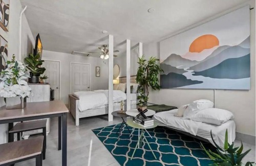 Bryant Apartment | Budget-Friendly Oasis with Pet and Child-Friendly Rooms