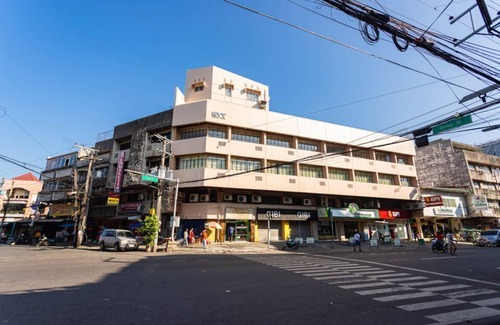Downtown Tacloban Apartment | Relaxing Studio for Weekend Escape at Etsu Hotel