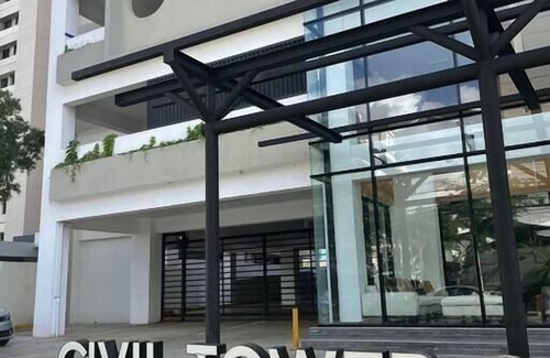 La Julia Apartment | Ocean and City Center Views with Spa & Pool Access