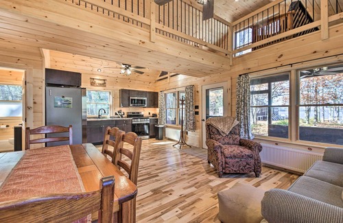 Weld Cabin | Cozy Webb Lake Cabin with Breathtaking Mountain Views