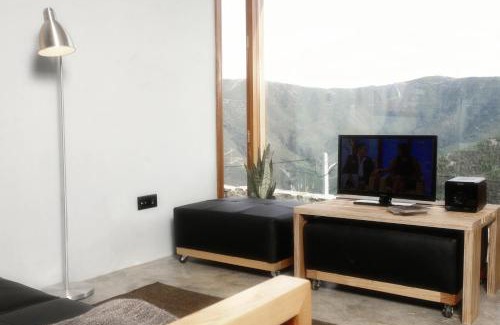 Chas de Egua House | Child Friendly InXisto Lodges - Guest Rated 9/10 Stay
