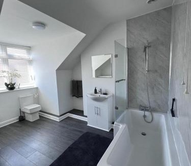 Driffield Apartment | Guest Rated: Inxpress Luxury Apartment Driffield Awaits