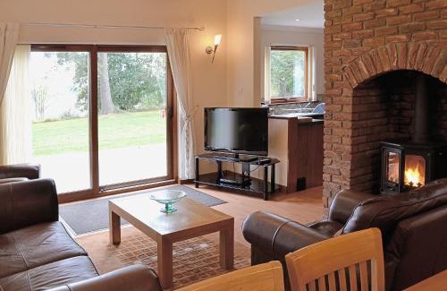 Oakley House | Inzievar: Pet-Friendly 4-Star Stay with Outstanding Reviews