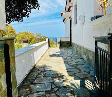 Monemvasia Apartment | Cozy Apartment with Sea View, Perfect for Families