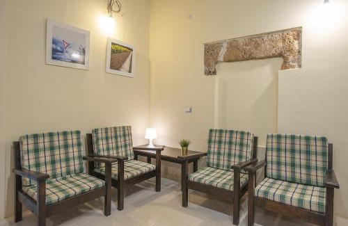 Alghero City Centre Apartment | Eco-Friendly Iolanda Apartment Steps from the Seaside