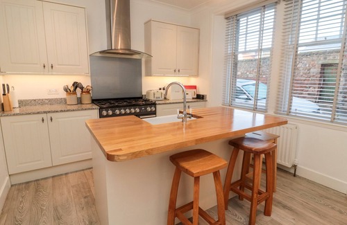 Berwick-upon-Tweed Cottage | Family-Friendly IONA: Oceanfront Retreat in Berwick-Upon-Tweed
