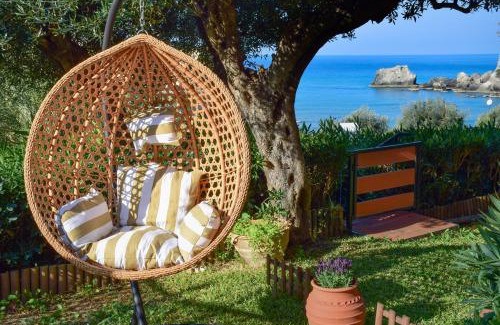 Glyfada Apartment | Pet-Friendly Ionian Senses - Oceanfront Bliss in Corfu