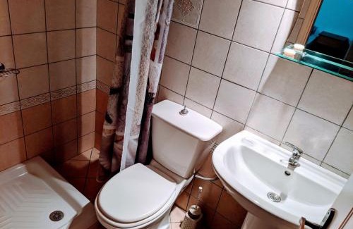 Kanali Apartment | Discover Ionion Studios: Guest Rated 9/10 Stay Awaits
