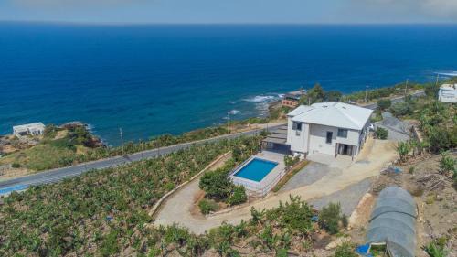 Seki Hotel | Relax at Iotape Hotel Antalya with Oceanfront Amenities