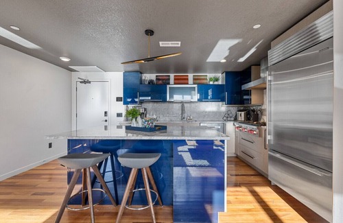 Mann Condo | Top-Rated Iowa River Landing Condo with Family-Friendly Amenities