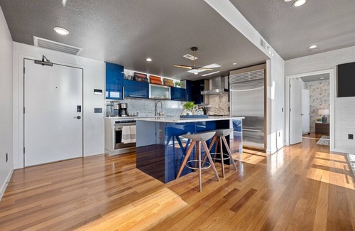 Mann Condo | Top-Rated Iowa River Landing Condo with Family-Friendly Amenities