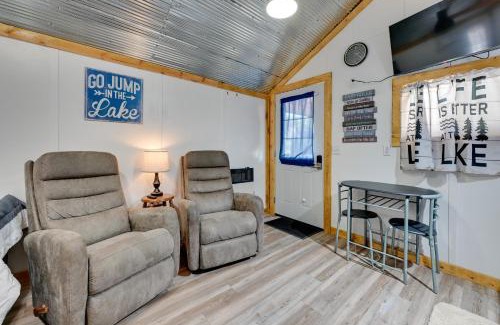 Austinville Apartment | Iowa Tiny Cabin Near Pine Lake State Park