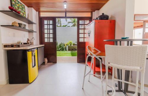 Itapua House | Discover IP01 Casa: 4-Star Suites Steps from Pedra do Sal