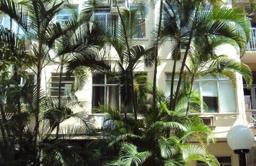 Ipanema Apartment | Idyllic Ipanema Beach Apartment with Garden and Ocean Views