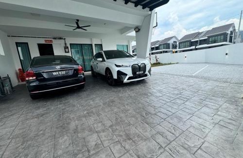 Ipoh Villa | Ipoh Lahat Mines Private Pool Lake Villa by IWH Suites