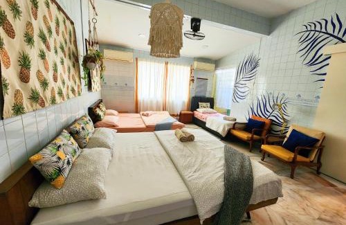 Taman Pengkalan Jaya House | Discover Ipoh Station 18: Rainforest Loft with Breakfast