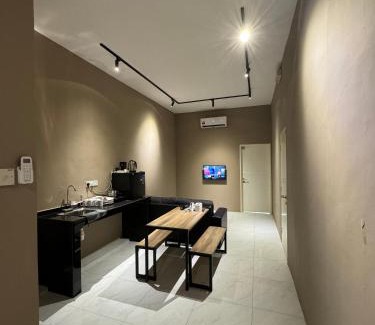 Hulu Kinta Apartment | Family-Friendly Ipoh Town Fair Park Suites with Hot Tub