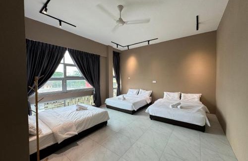 Hulu Kinta Apartment | Family-Friendly Ipoh Town Fair Park Suites with Hot Tub