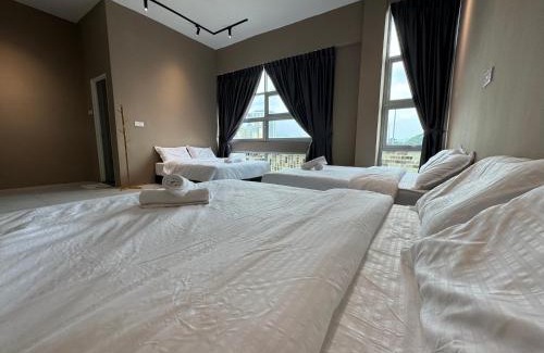 Hulu Kinta Apartment | Family-Friendly Ipoh Town Fair Park Suites with Hot Tub