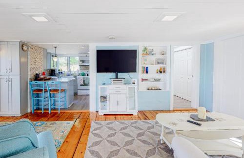 Ipswich House | Explore Ipswich Sanctuary with Private Beach and Ocean View