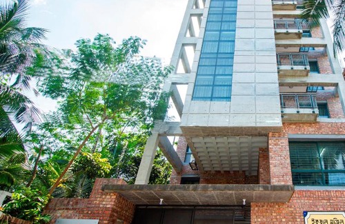 Jessore Hotel | Comfortable Iqbal Manjil Serviced Apartment with Breakfast