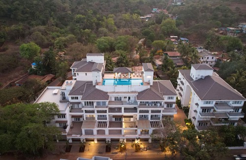 Marra Apartment | Irene Altezza by Hireavilla -2br w Pool in Pilerne
