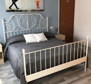 Pacengo House | Pet and Child Friendly Irides Rooms - Great Guest Rating!