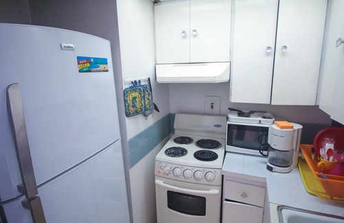 Montego Bay Hotel | Unwind at Irie Beach Studio: Guest Rated 10/10 Stay!