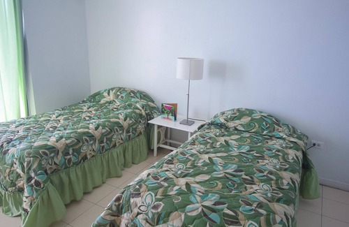 Montego Bay Hotel | Unwind at Irie Beach Studio: Guest Rated 10/10 Stay!