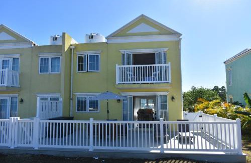 Orange Bay House | Captivating Ocean View at Irie Vibes with Pool & Beach Access