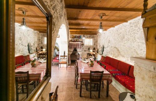 Alones House | Irini's House: Family-Friendly Stay with 9.7/10 Rating
