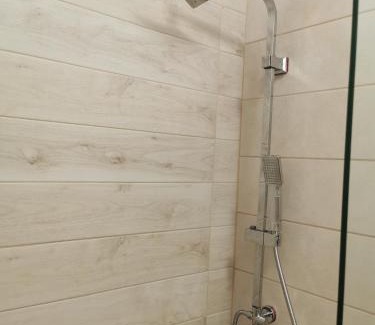 Toroni Apartment | Discover Irini's House: Family-Friendly Retreat with Top Ratings
