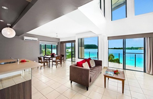 Port Vila Resort | Escape to Iririki Island Resort & Spa: Ocean Views Await