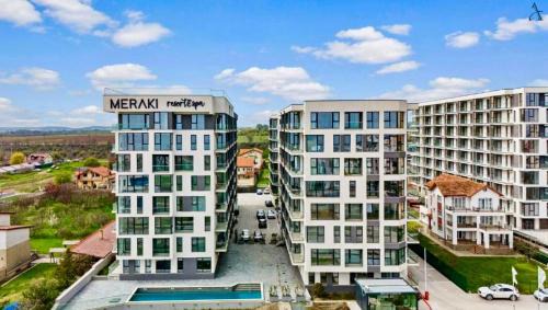 Mamaia-Sat Apartment | Iris by Meraki Resort & Spa