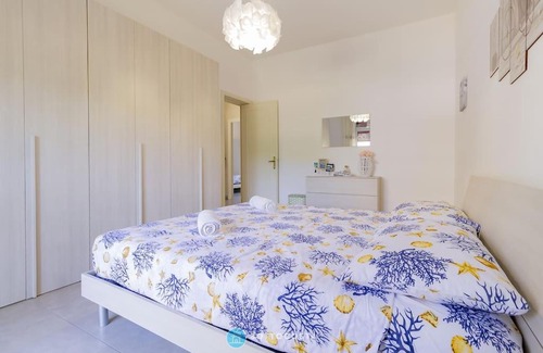 Roca Vecchia Apartment | IRIS Flat: Family-Friendly Getaway with Pet Amenities