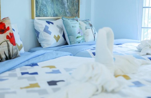 Nakhon Chum Villa | Discover Iris Homestay: Top-Rated Comfort with Pool Access