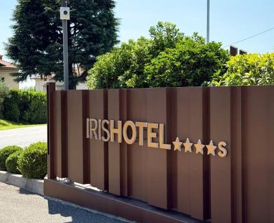 Erbusco Hotel | Discover Iris Hotel: 4-Star Stay with Breakfast & Accessibility
