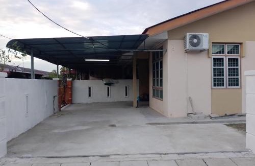 Pendang District House | Family-Friendly Irman Homestay in Pendang Awaits You