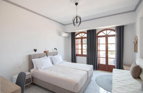 Agios Konstantinos Hotel | Discover Iro's Residence: Oceanfront Retreat with Pool
